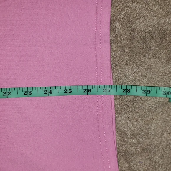 Barbie T-shirt BNWT‼️ - Picture 9 of 10